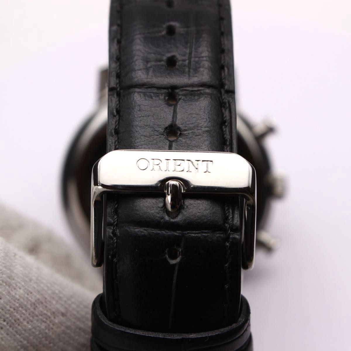 ORIENT VR32-UAA0 Chronograph Quartz White Dial Japan Men’s Watch Leather