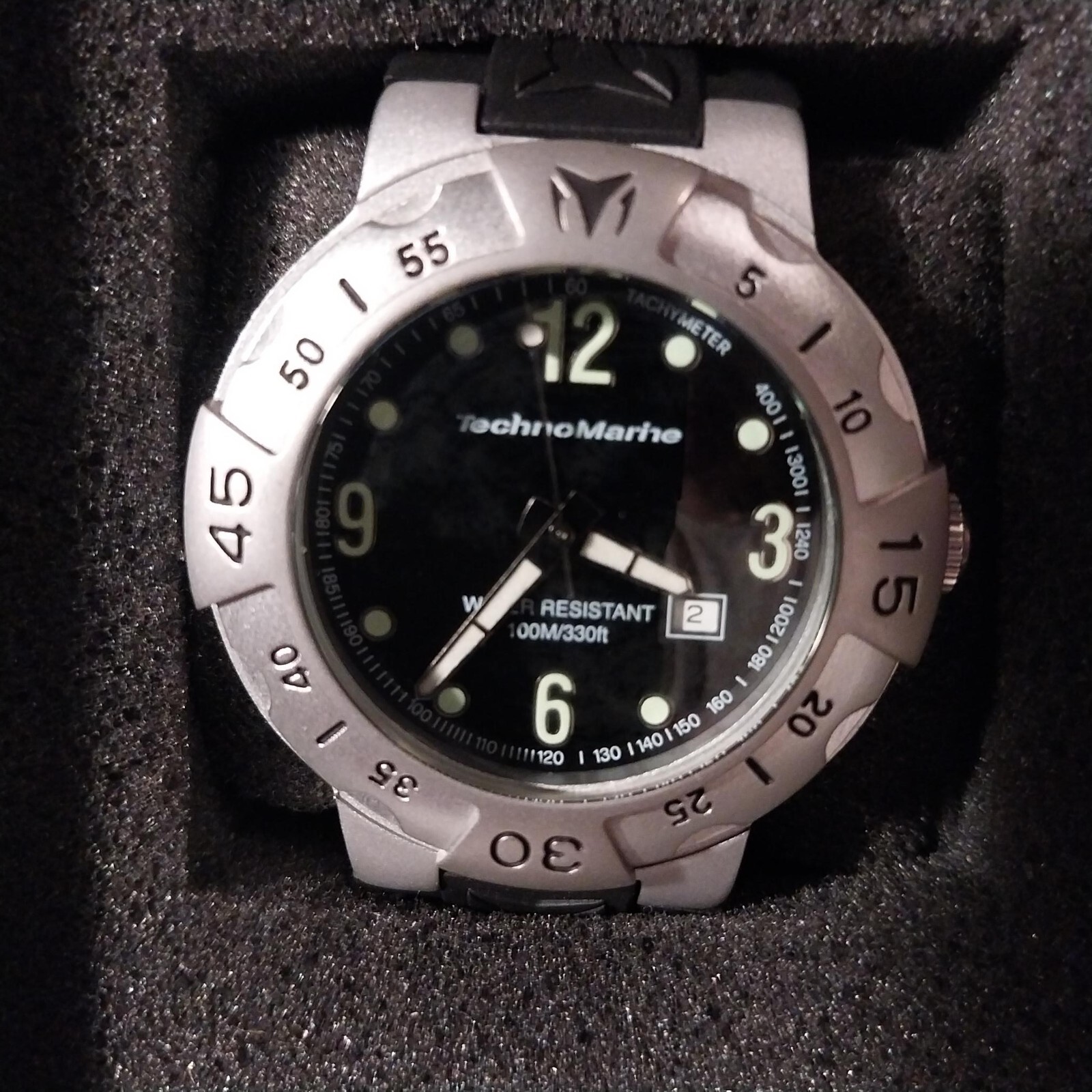TechnoMarine Abyssal, Diver’s Watch, 100m (10ATM), Silicone Strap, 42mm