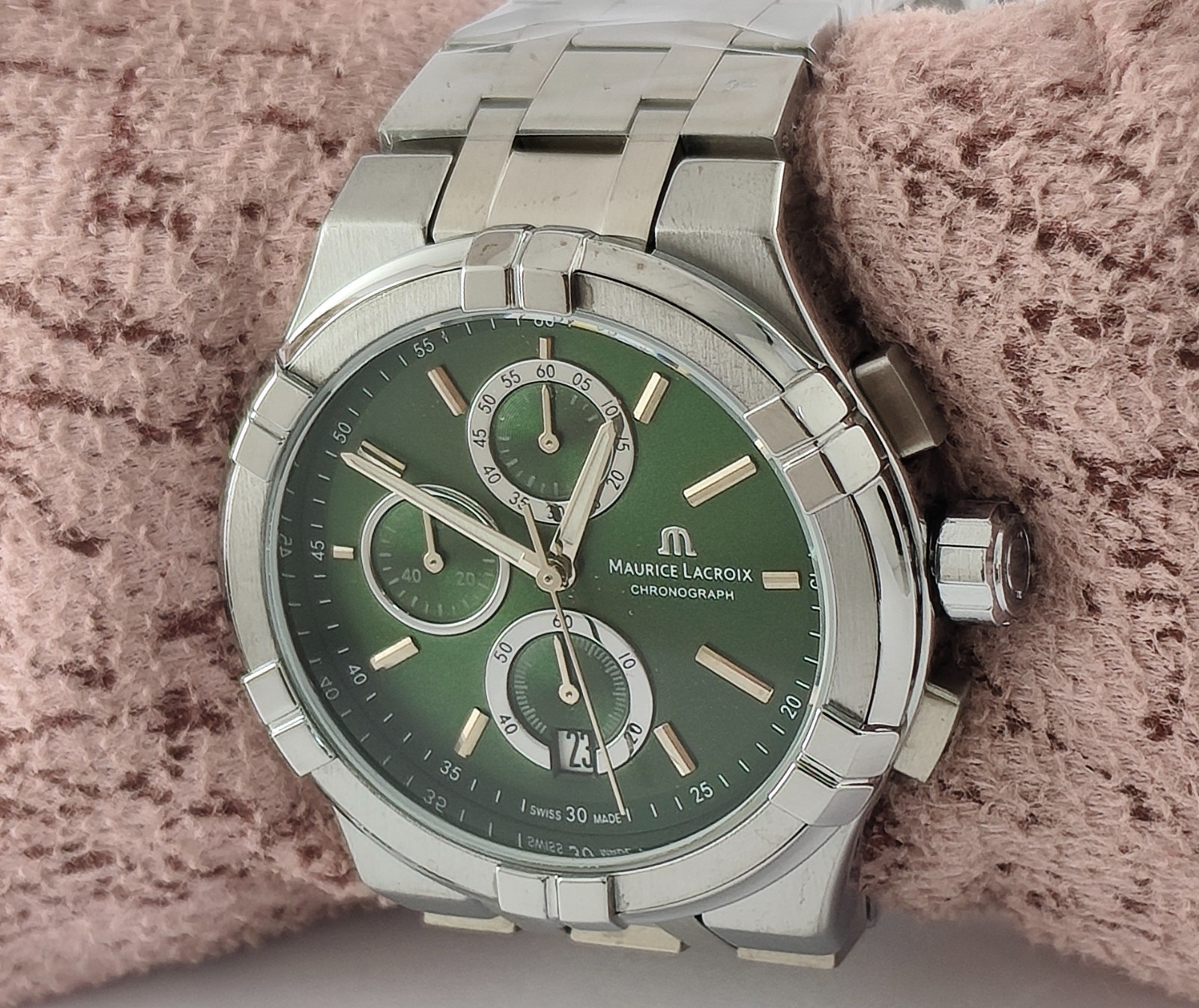 Maurice Lacroix Chronograph Green Dial “Date” Men Wristwatch “Stay Stylish”