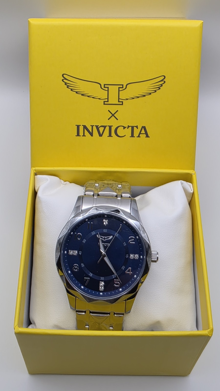 69028 – Invicta Specialty Men’s Watch – 41mm