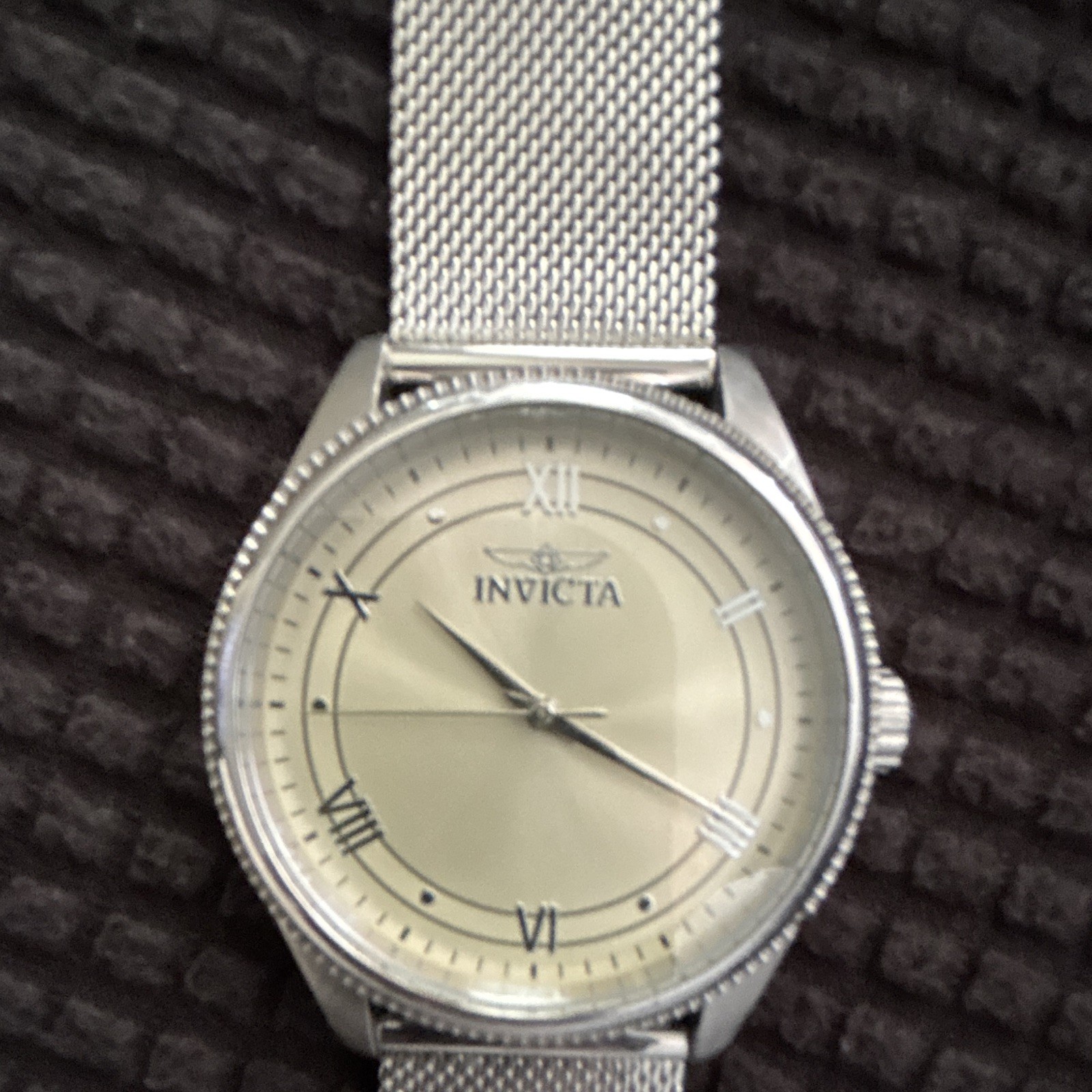 Invicta Quartz Wristwatch Silver Dial Stainless Mesh Band 31mm 50m WR