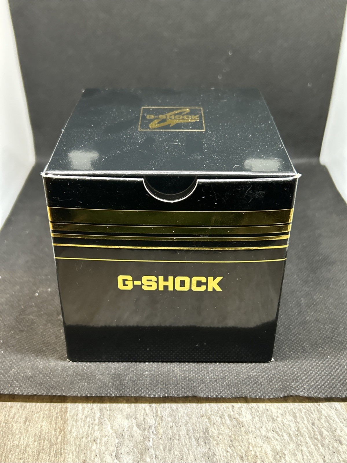 CASIO G-SHOCK GD-100GB-1 CS BLACK GOLD SHOCK WATER RESISTANT WATCH BRAND NEW