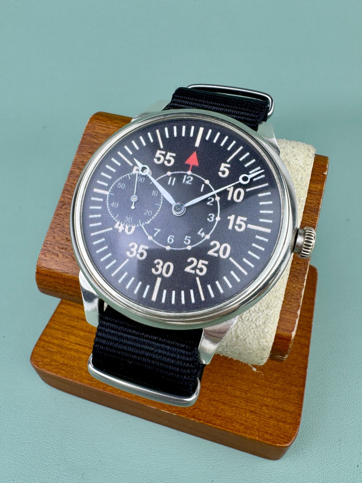 Molnija 3602 Pilot Aviator navigator Mechanical Lagre Wriswatch Vintage Men Ussr