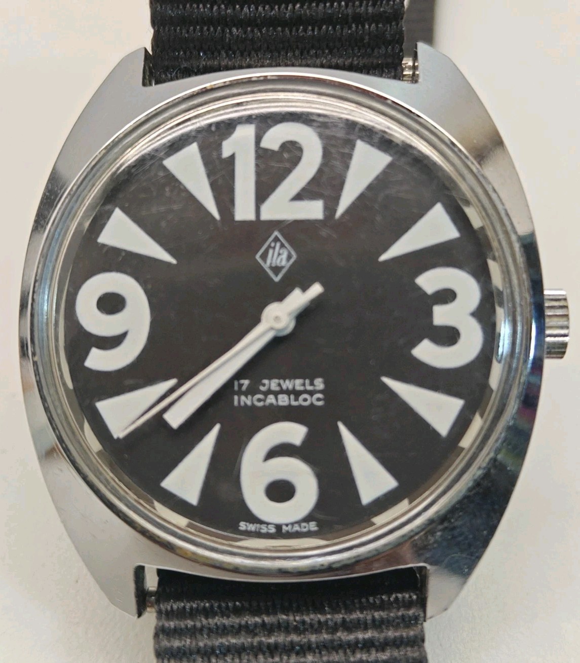Vintage ILA Swiss Mech. SS. Watch 17 Jewels Incabloc Nylon Band 35mm Dial Runs