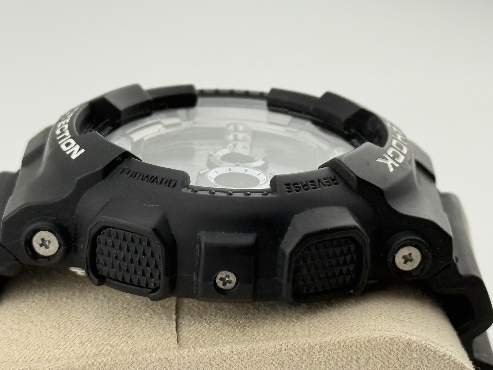 Casio G-Shock GD-100BW Black/Mirror digital quartz watch
