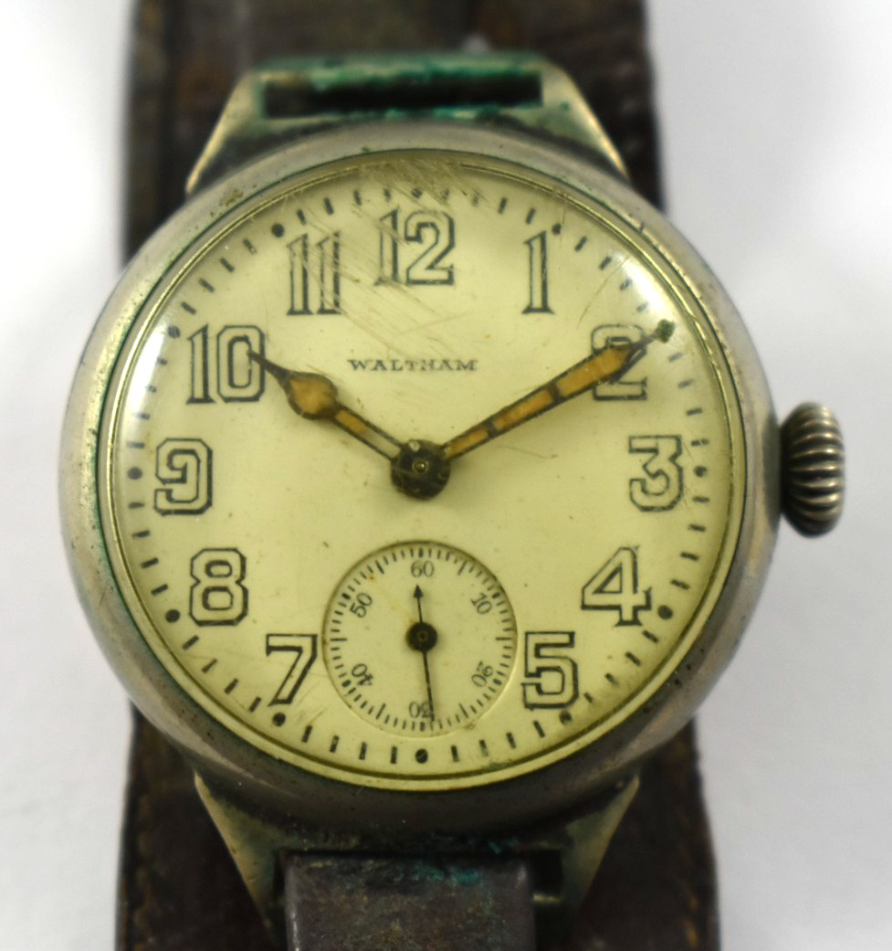 Vintage Waltham Shadow Box Enamel Dial Gold Back Trench Military Watch lot.qf