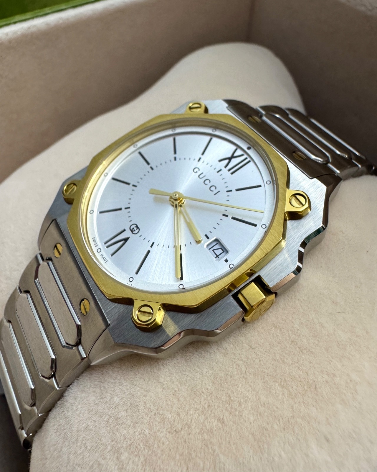 Gucci G-Flat Watch YA166506