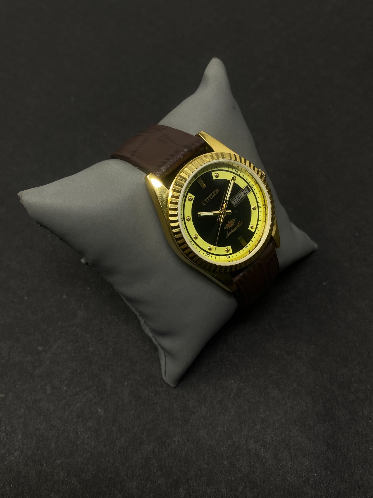 Vintage Citizen Automatic 8200A Japan Movement Day-Date Men’s Wrist Watch