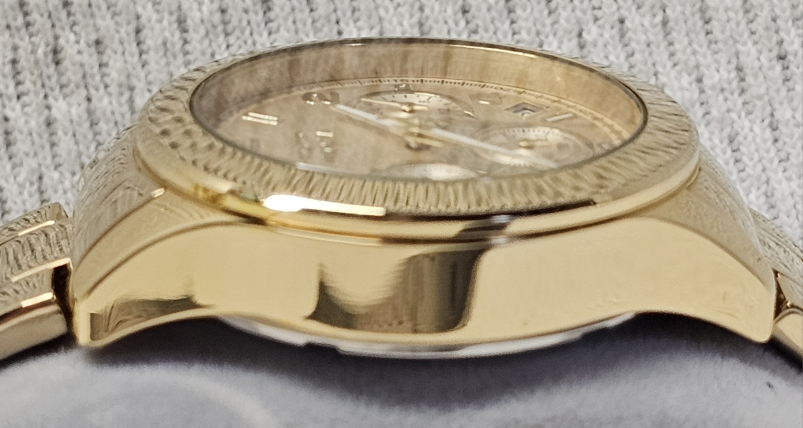 Invicta Angel Gold Tone Ladies Watch #19217 Tritnite Night Glow NWT Flame Fusion