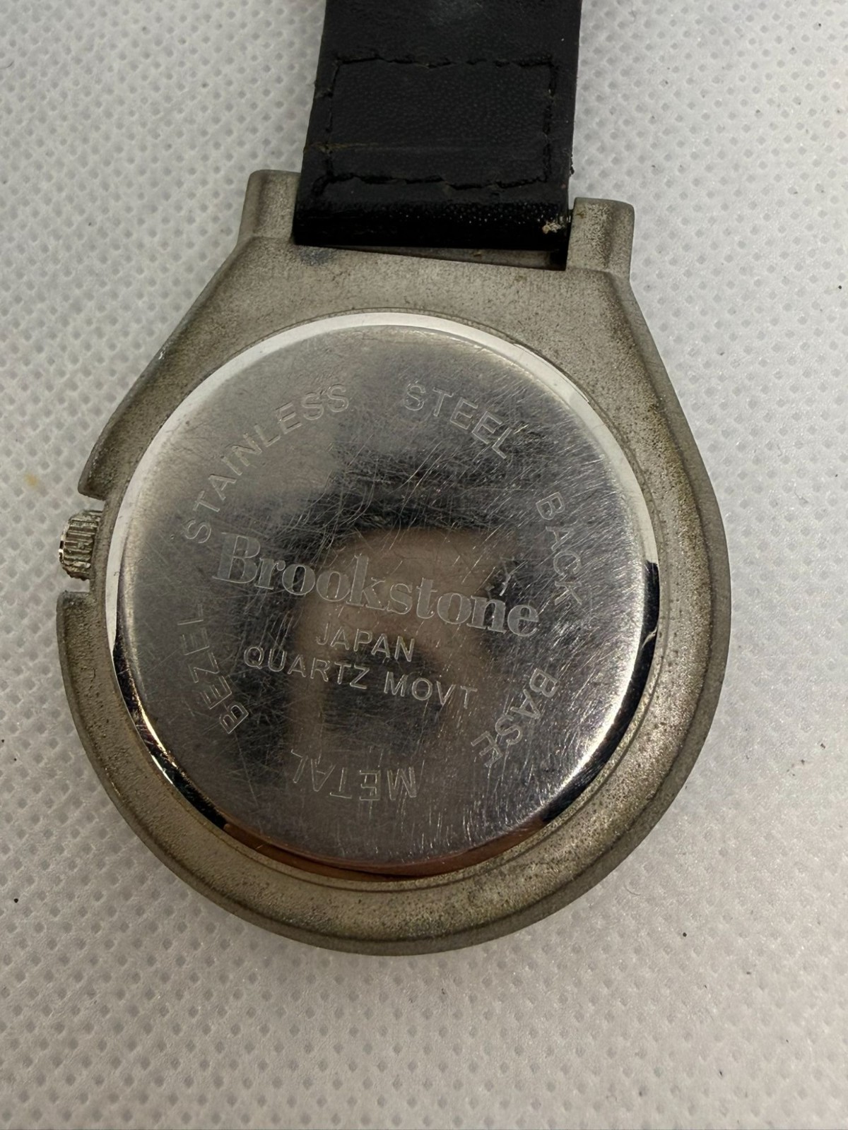 Brookstone Quartz Carabiner Watch White Dial Compass Markers Metal Clip Outdoor