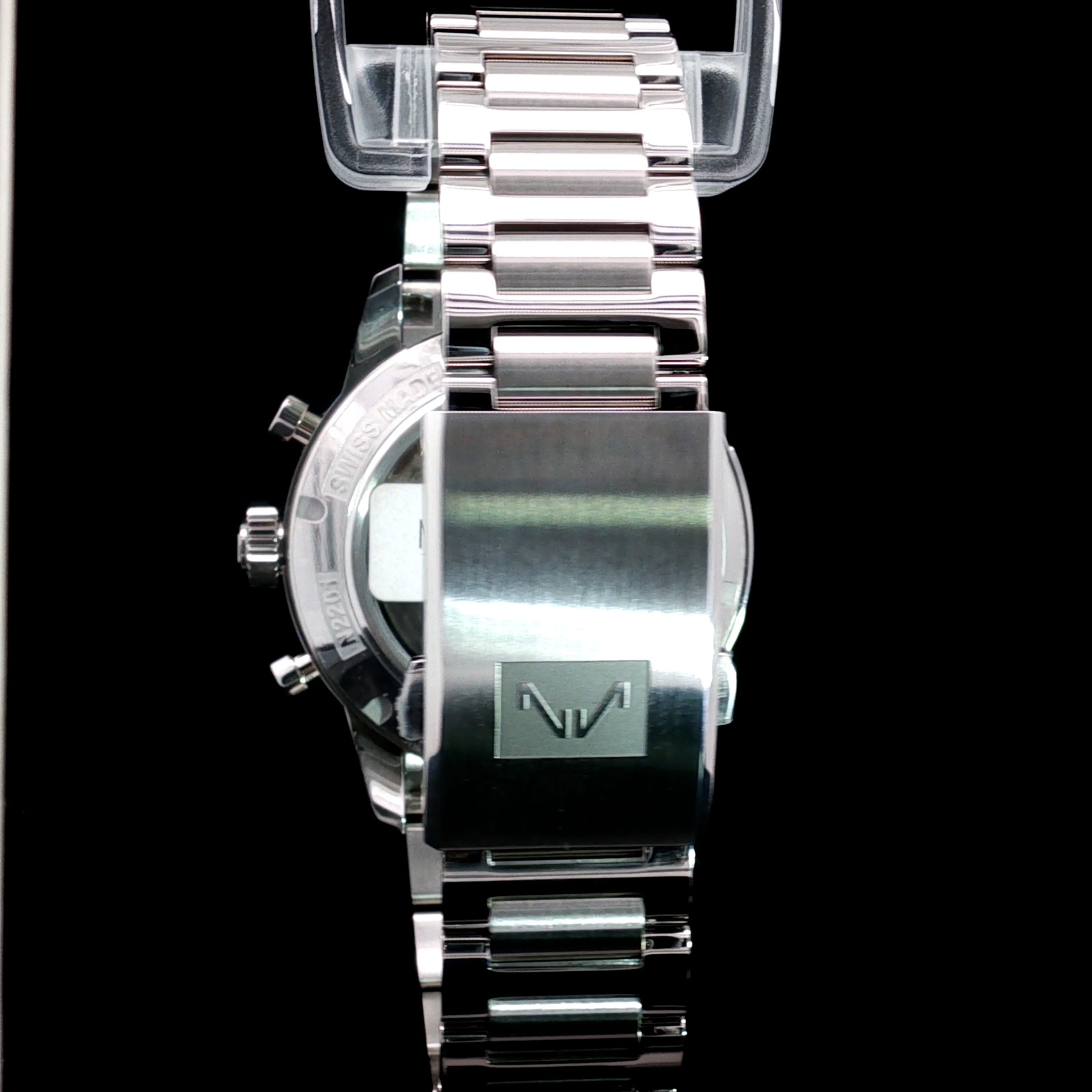 Brand New NORQAIN Freedom Chrono Enjoy Life “Sprinkles” Pink Dial – N2201.19S04.