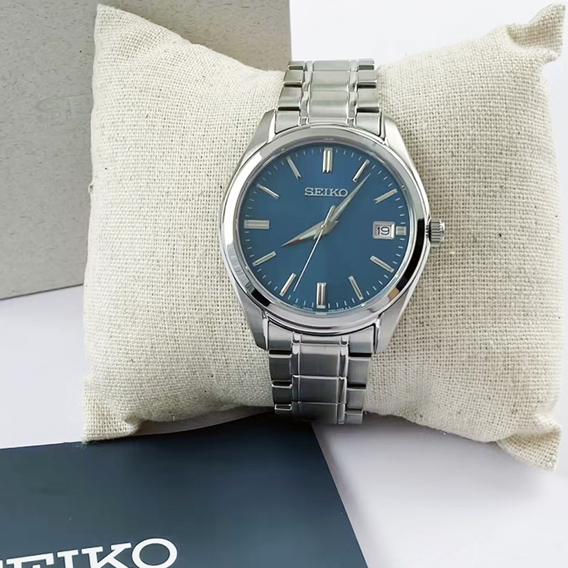 Seiko Essentials Men’s Stainless Steel Blue Dial SUR525 Quartz Watch 40.2mm New