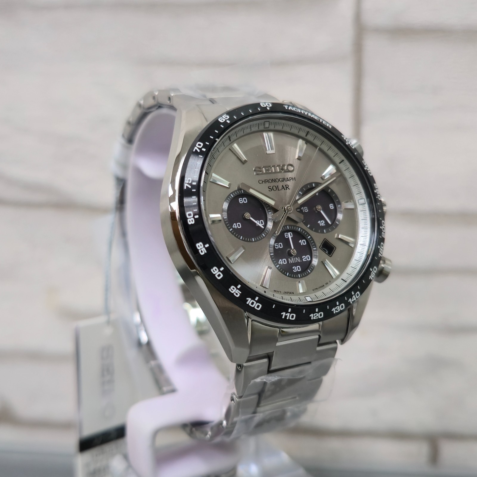 Seiko Selection SBPY181 Solar Chronograph Gray Dial 42.2 mm New Men’s Watch