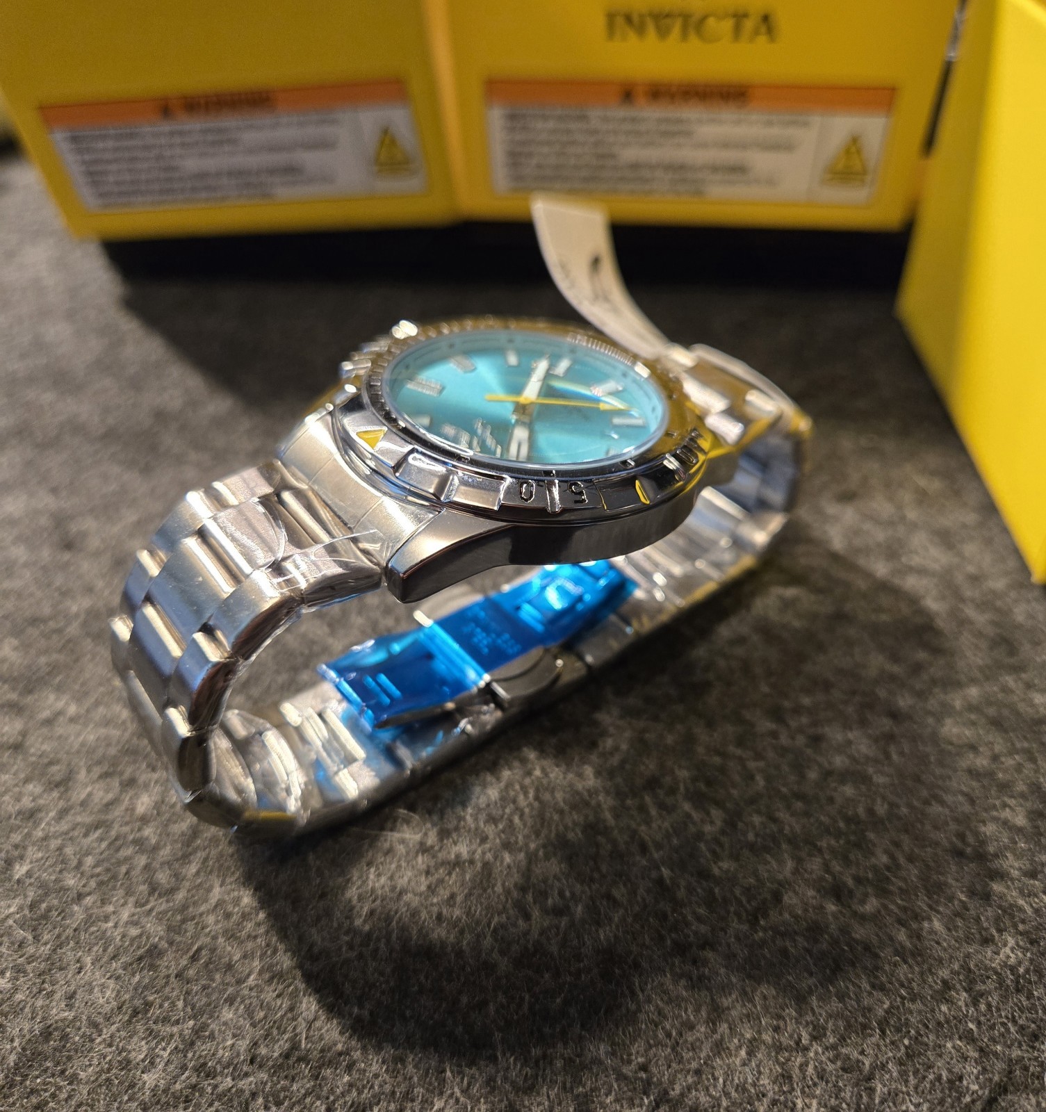 New – Specialty I by Invicta Men’s Quartz Watch – Light Blue and Silver – 70051
