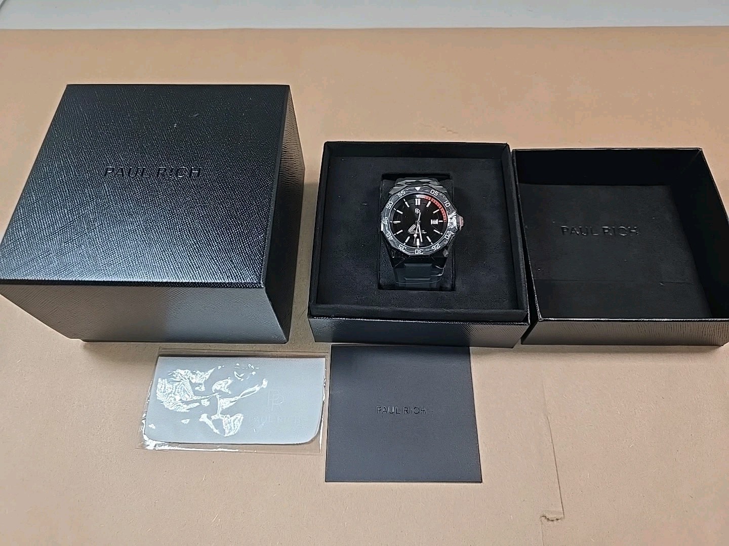 Paul Rich Aquacarbon Pro Shadow Black Sunburst Dive Watch – 200m New
