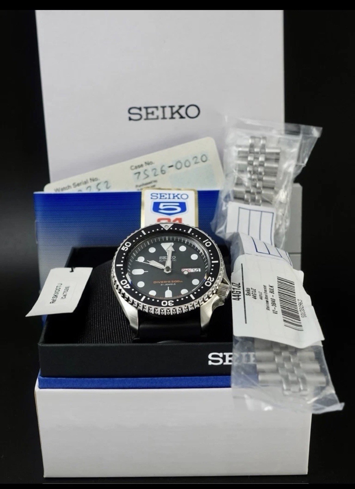 Seiko SKX007J1 – Brand New – Full Set – New jubilee Bracelet Included