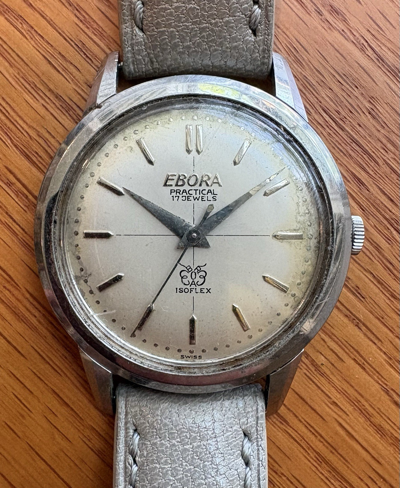 Ebora Mechanical Watch, 17-jewel Swiss Movement, runs and keeps time, vintage