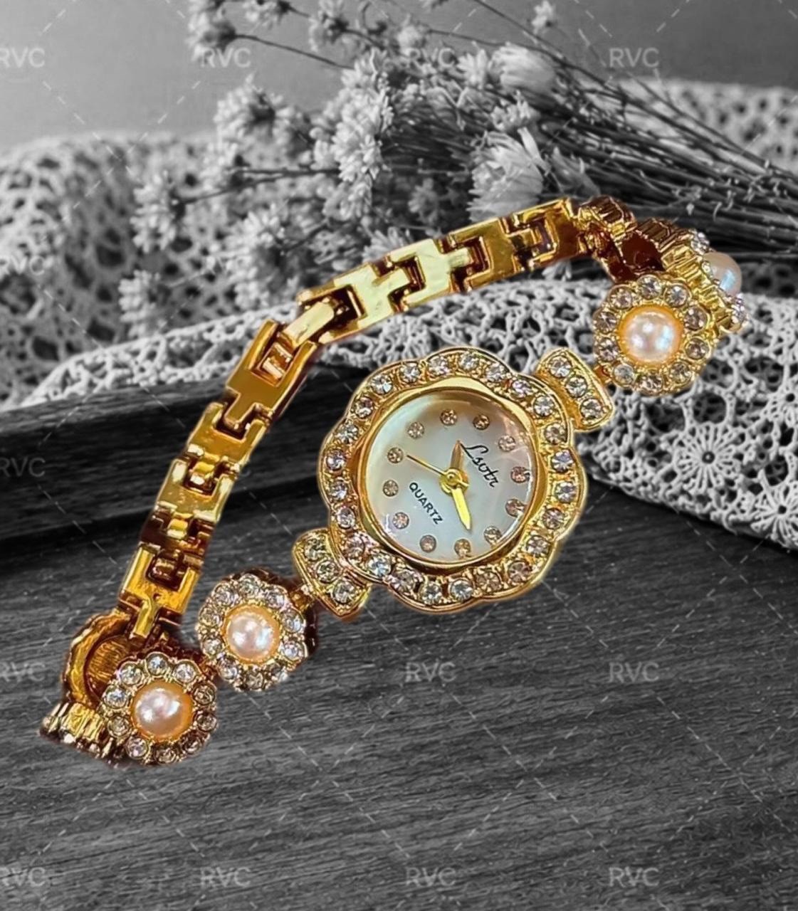Gold Women’s Vintage Style Dainty Watch Flower Shaped With Diamonds & Pearls
