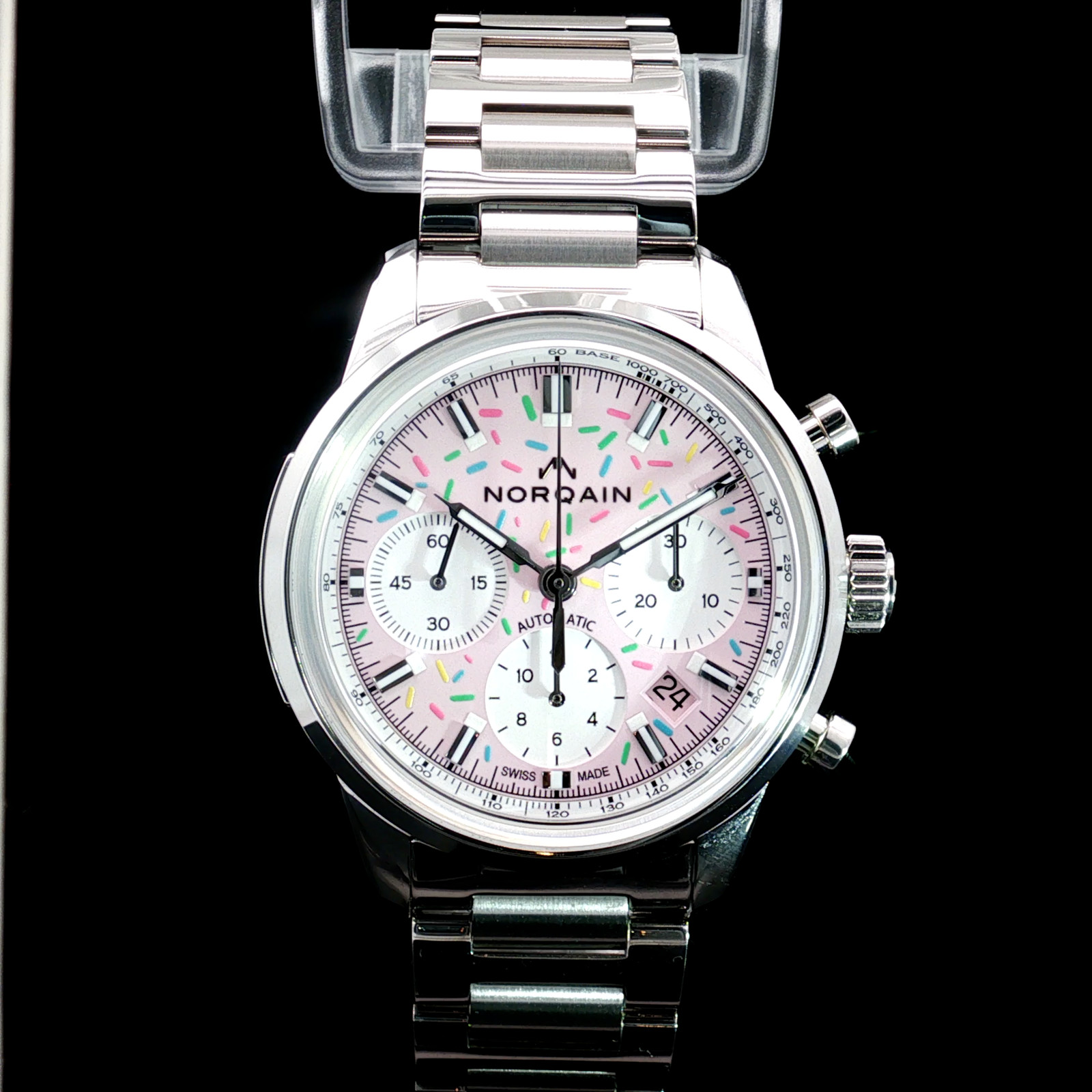 Brand New NORQAIN Freedom Chrono Enjoy Life “Sprinkles” Pink Dial – N2201.19S04.