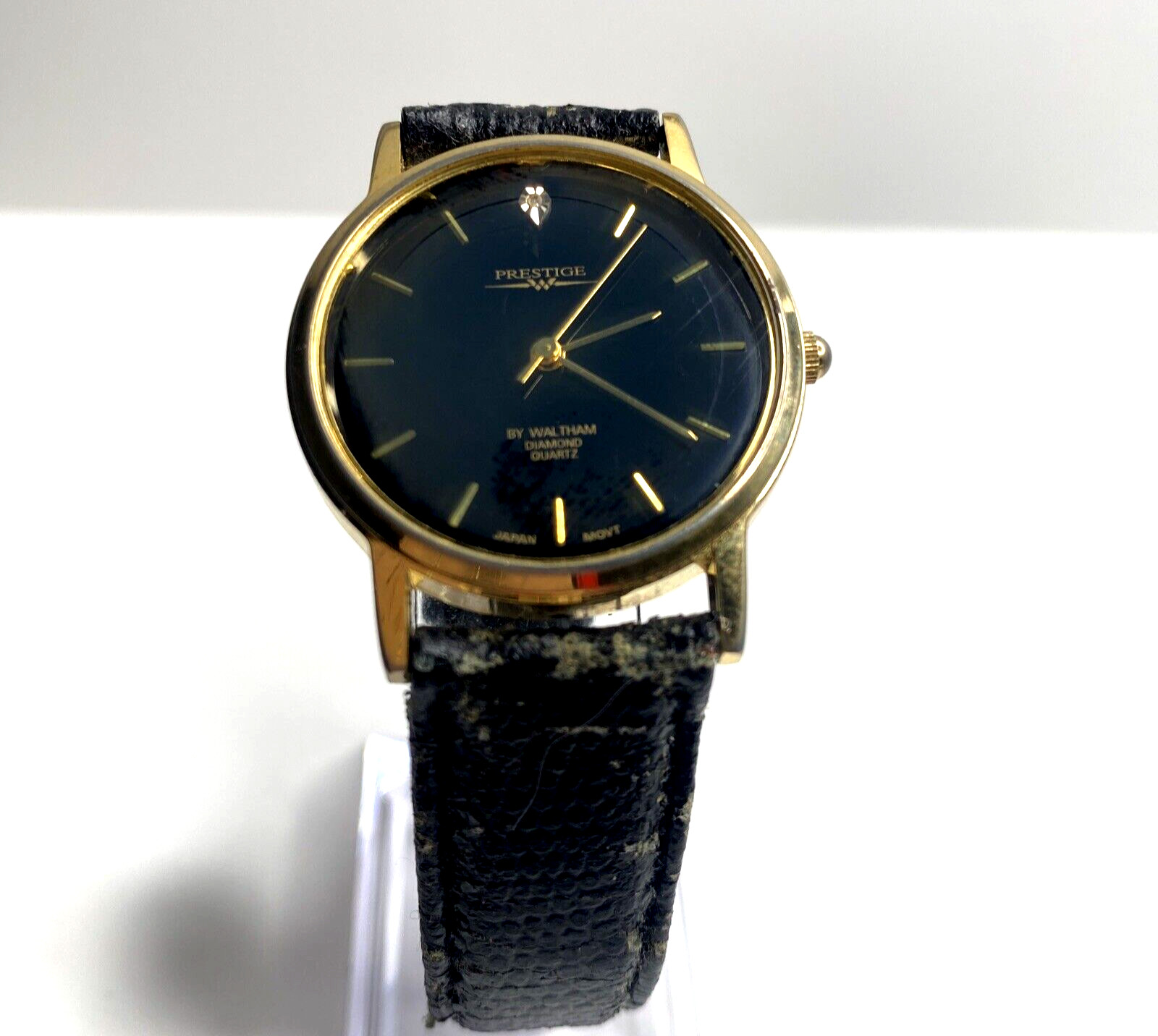Vintage Prestige by Waltham Diamond quartz watch XPPOO4 SR626SW Untested