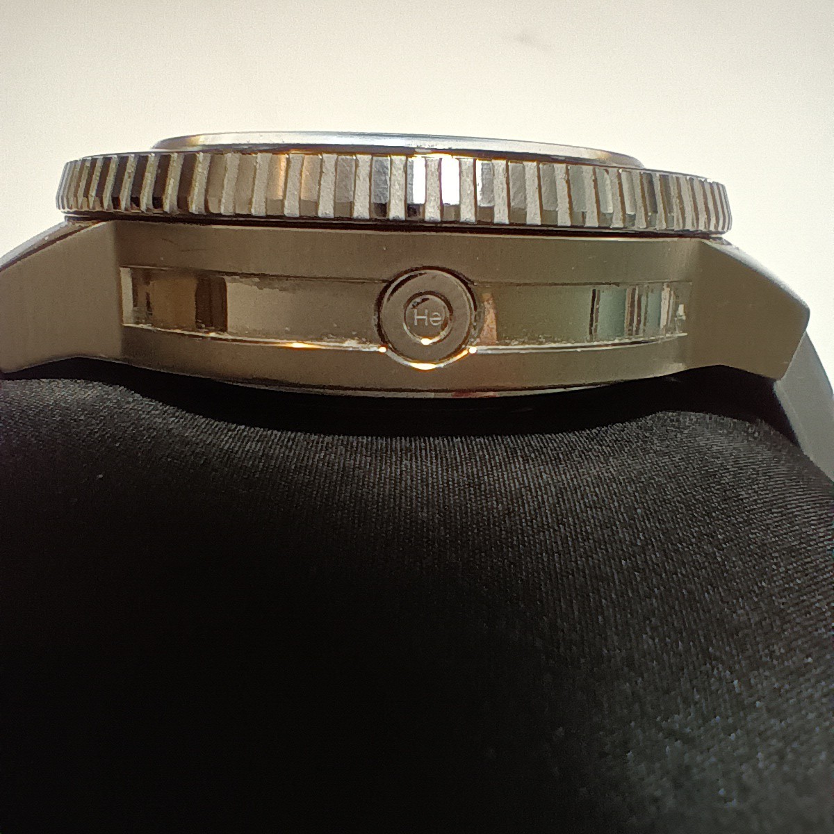 Tissot Seastar 2000 Professional Diver’s Mens Watch T1206071744100. 46 mm Case.