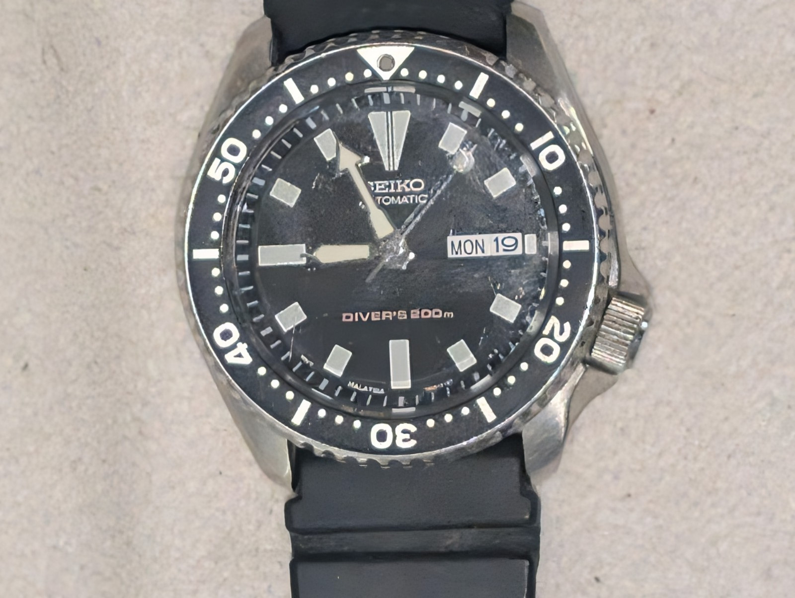 SEIKO SKX173 7S26-0028 200M Dive Watch Automatic Malaysia Movement w Strap
