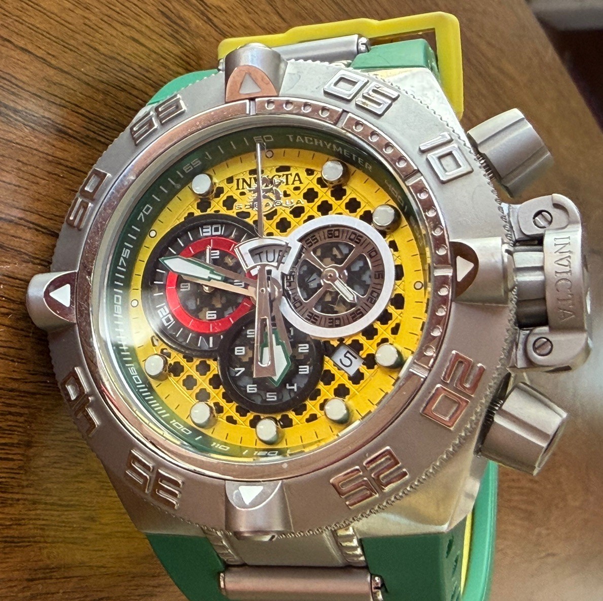 Invicta Noma IV Subaqua, Green/Yellow, Puppy VERY VERY LTD ED, 12 Hr Chron Watch