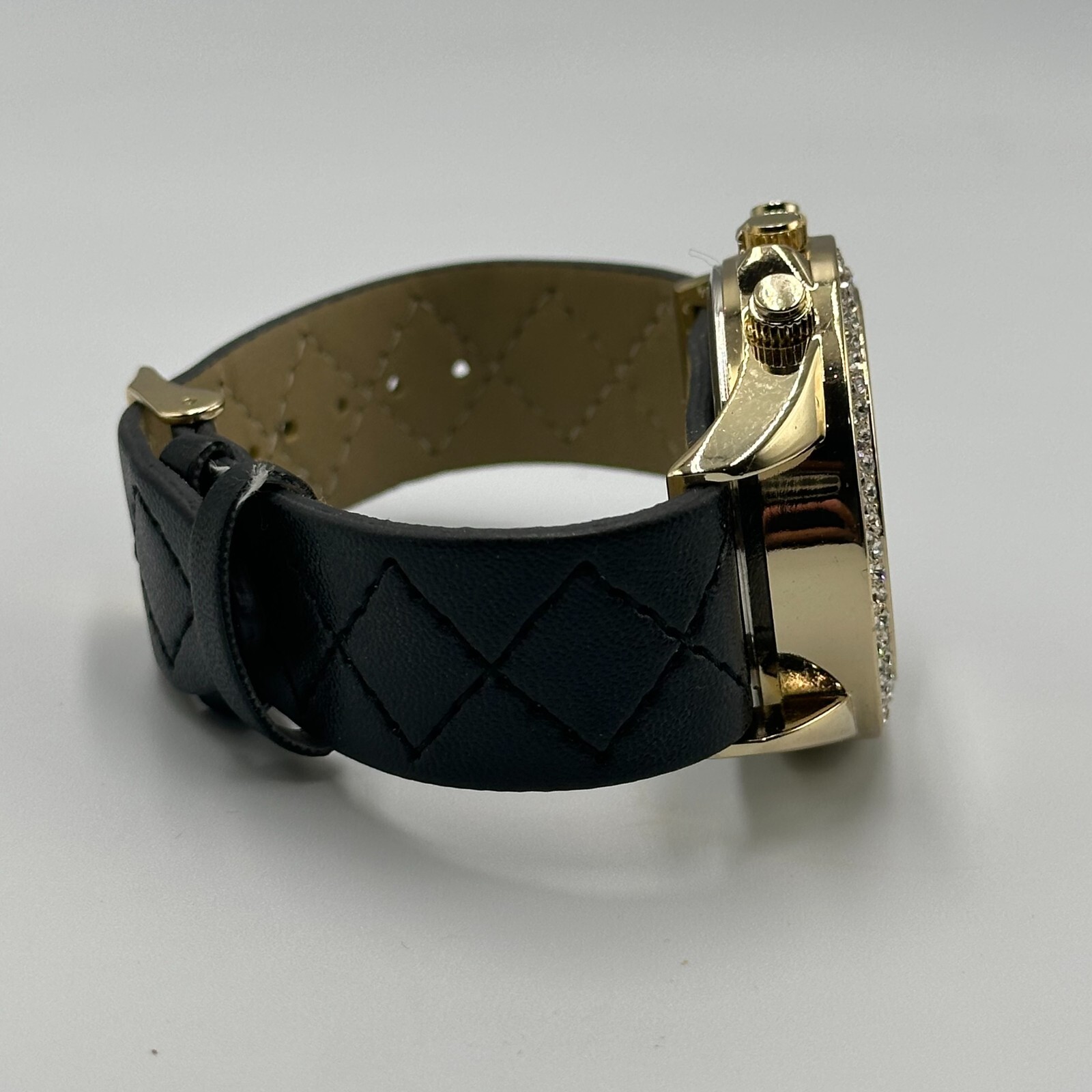 XOXO Watch Women Gold Tone Black Quilted Faux Leather Band New Battery 9″