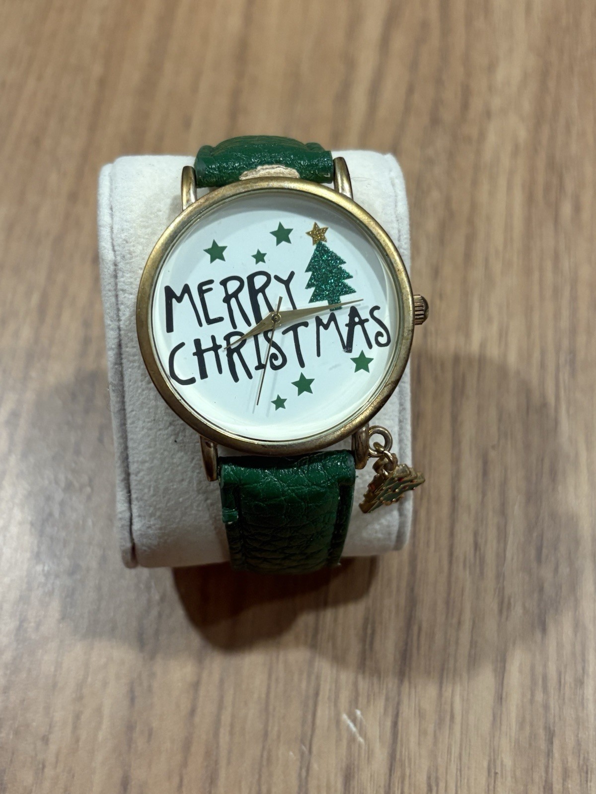 Vintage Ladies Watch Merry Christmas Tree Green Leather Band Quartz Holiday Gift
