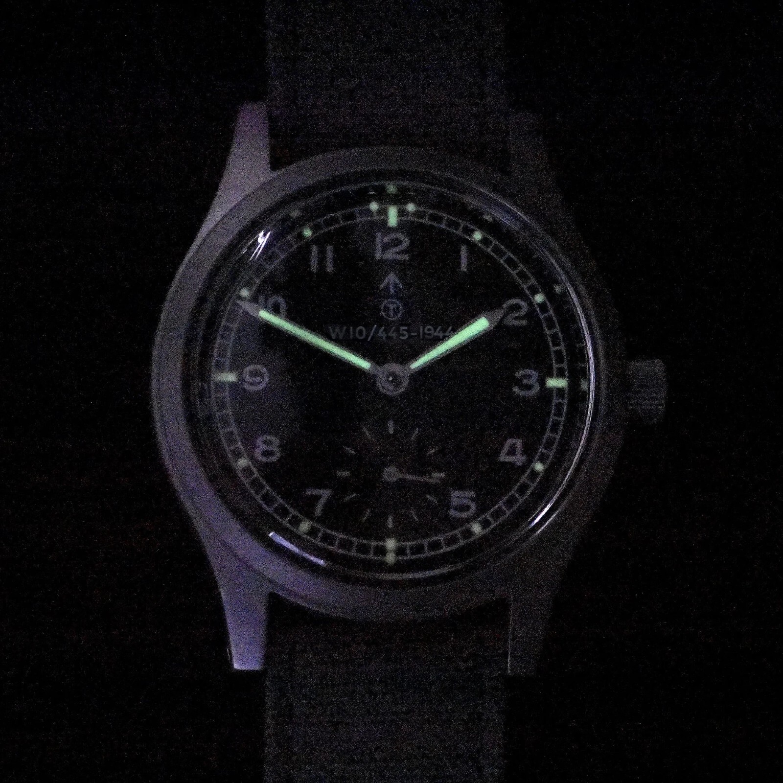 MWC 1940s/1950s “Dirty Dozen” Pattern General Service Watch with 21 Jewel Auto