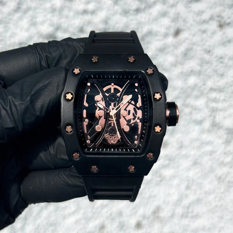Men’s Luxury Watch Hip Hop Casual Sports Black Silicone Band Waterproof Fashion