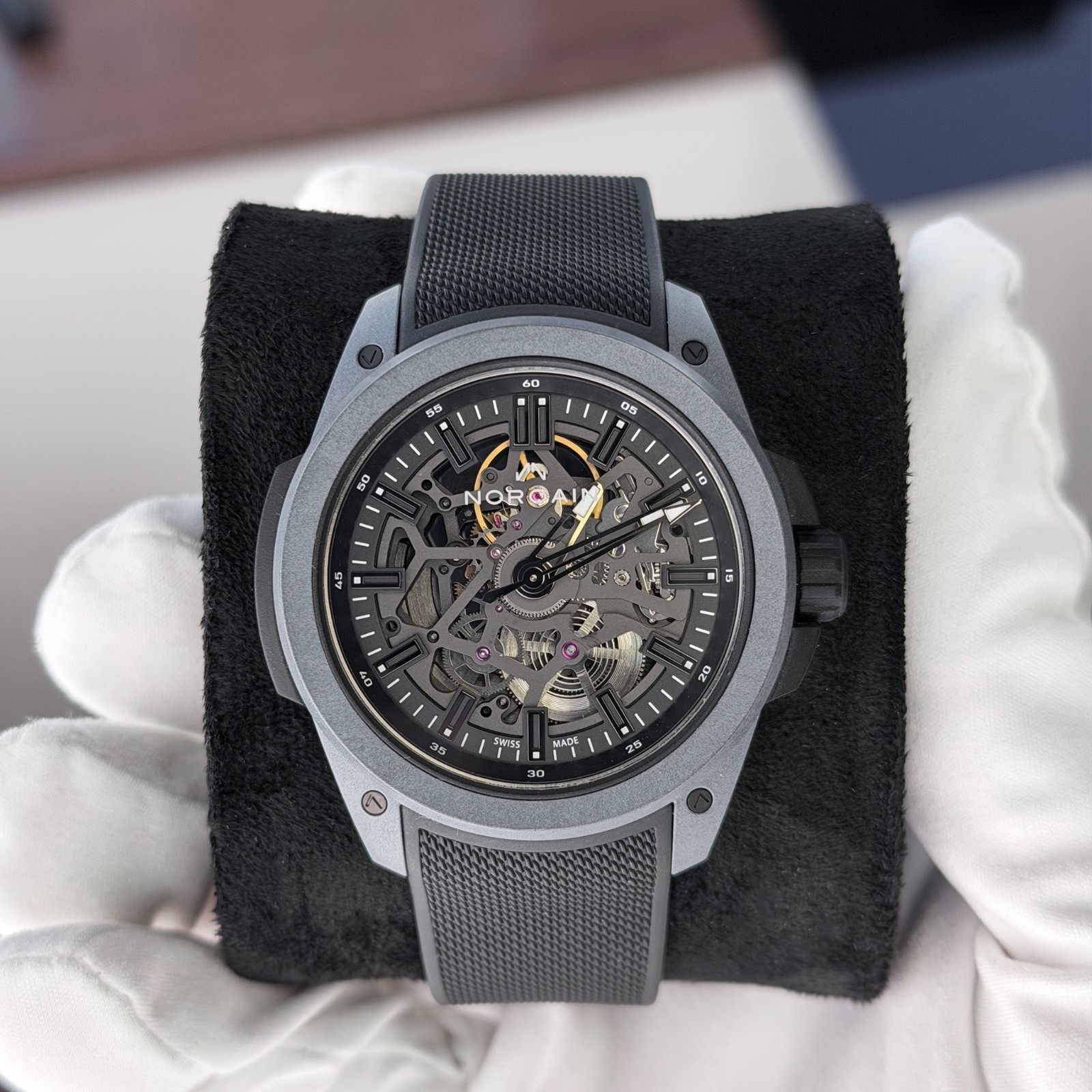 Norqain Wild One Skeleton Grey Black 42mm Carbon Fiber N3000.07Q42.B18 FULL SET