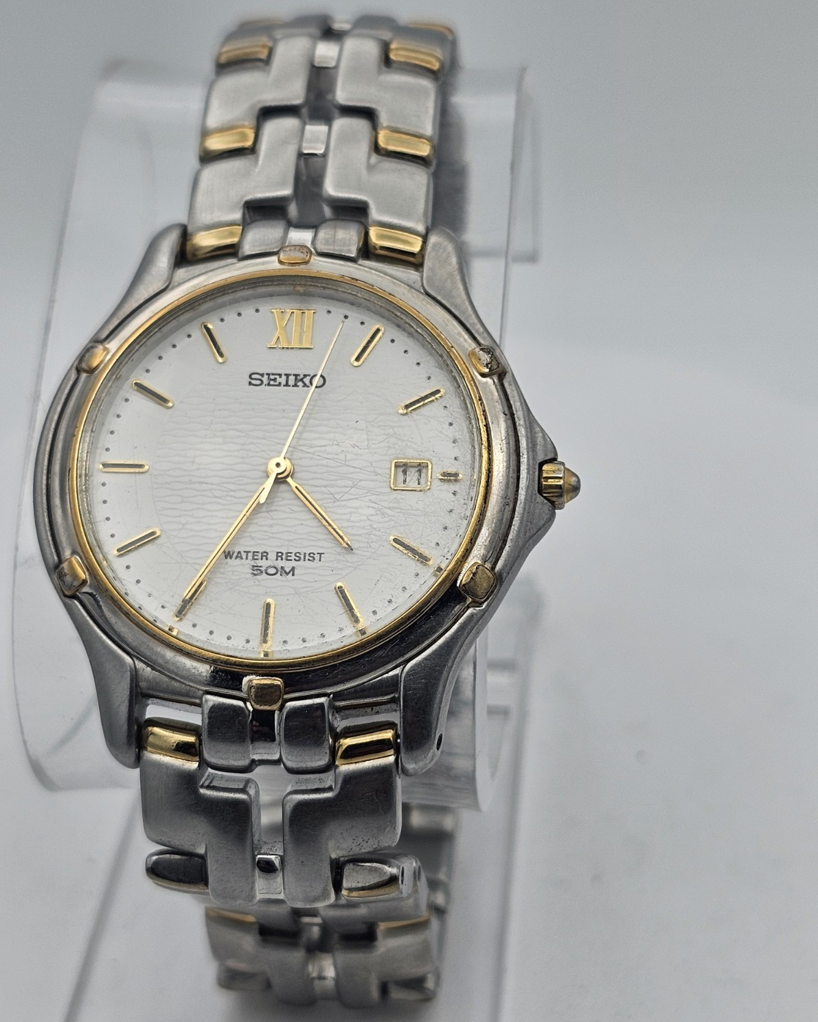Seiko Quartz 50M 50m Date White Dial Two-Tone SS Bracelet 35.5mm