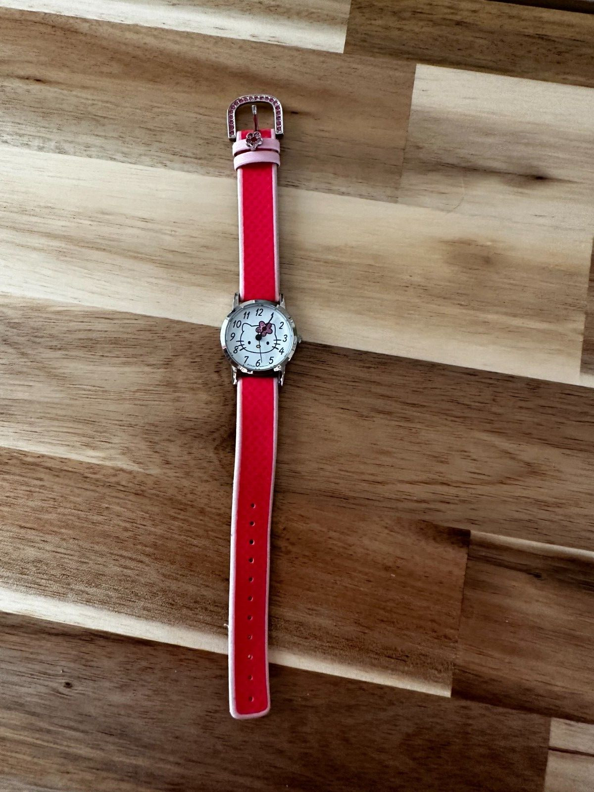 Hello Kitty Pink Band Watch SANRIO F36659–1/P WORKS!
