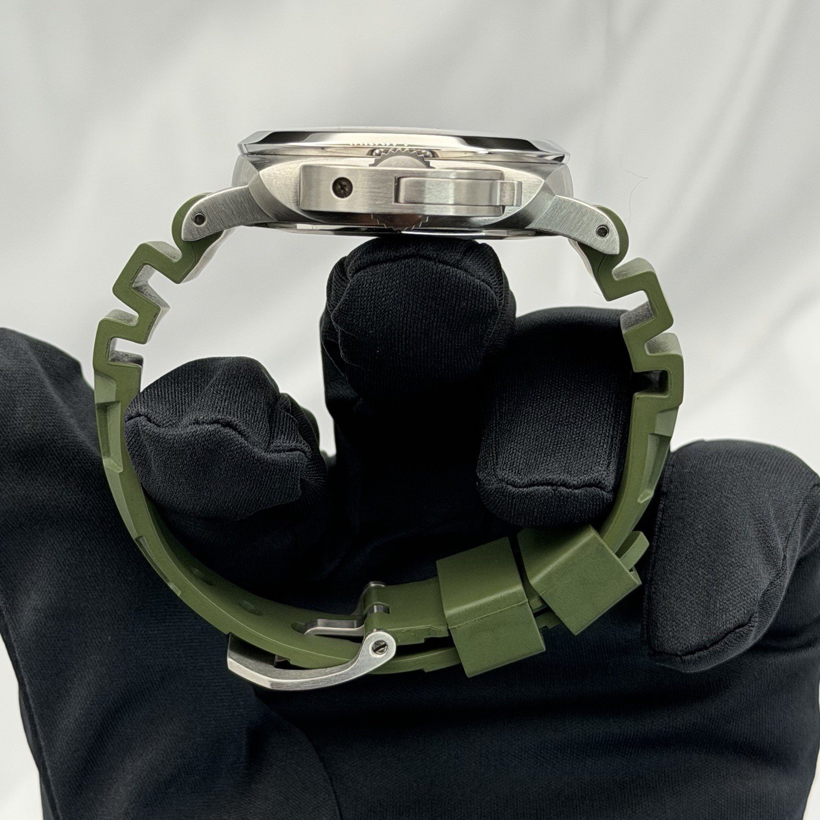 Panerai Luminor Marina 42mm PAM02392 Black Automatic Warranty Til 29’ Full Set