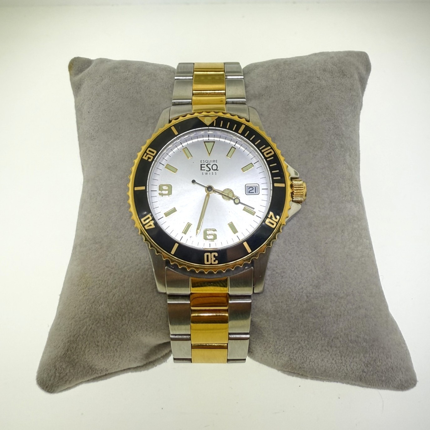 ESQ Swiss Two Tone Stainless Steel Quartz Watch 38mm Black Bezel Date 300530