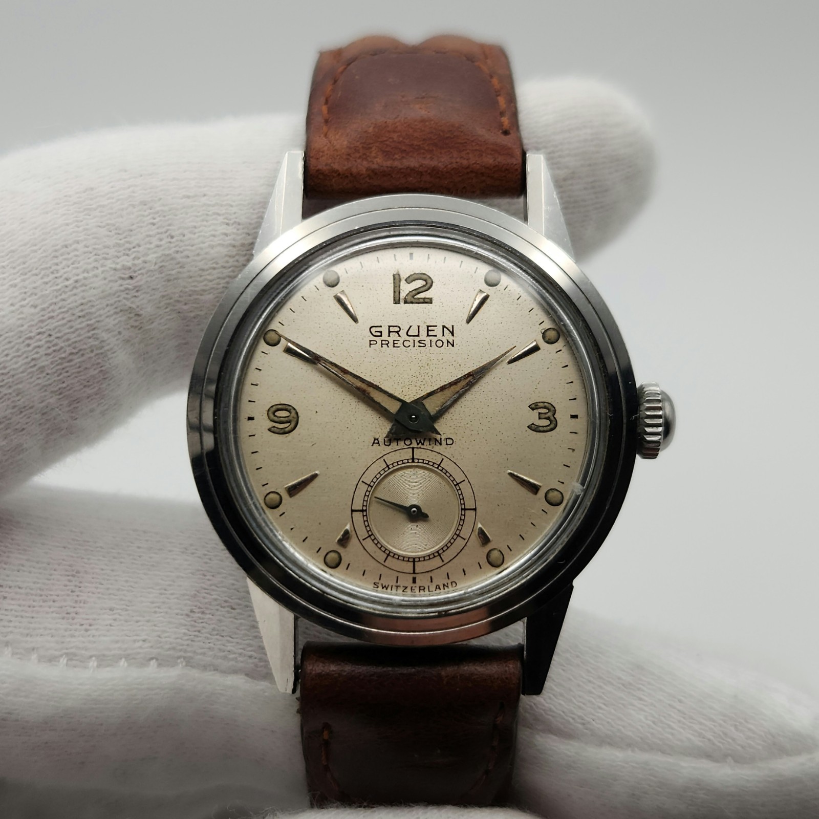 Gruen Precision Men’s Vintage Silver Tone Swiss Made Automatic Watch