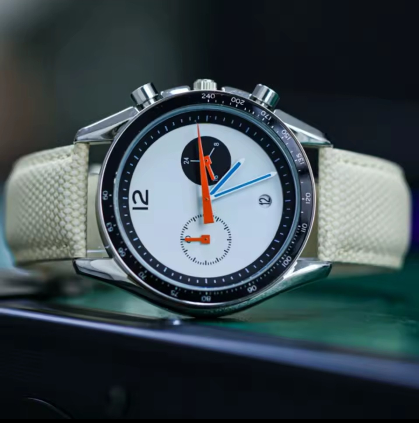 Men’s Quartz Chronograph Watch Waterproof, Silicone, Colors Hands