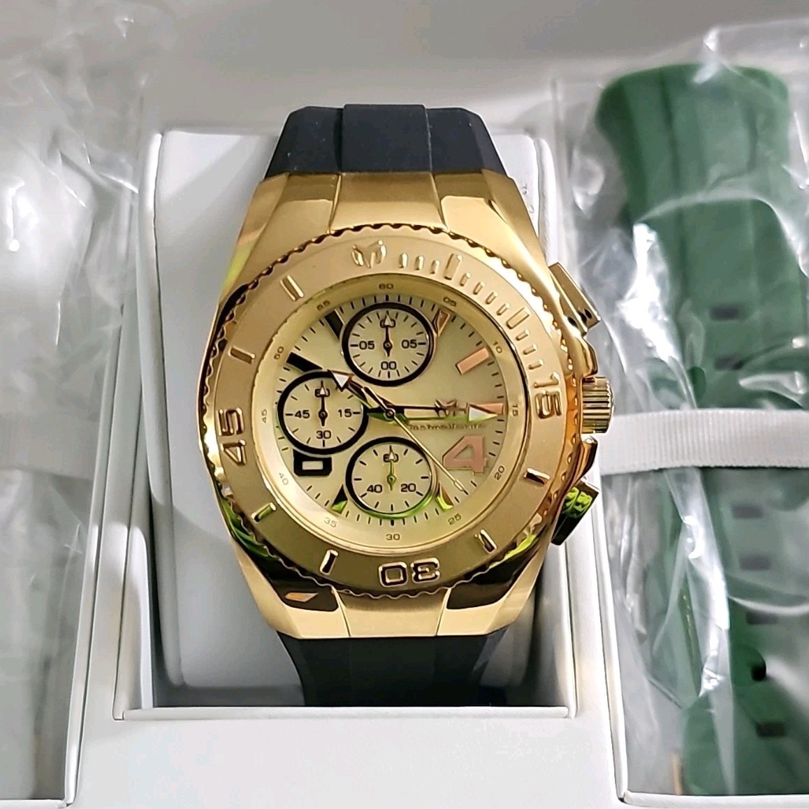 TechnoMarine Men’s Chronograph Pearl dial Gold, Black/White/Green Rubber Band 43