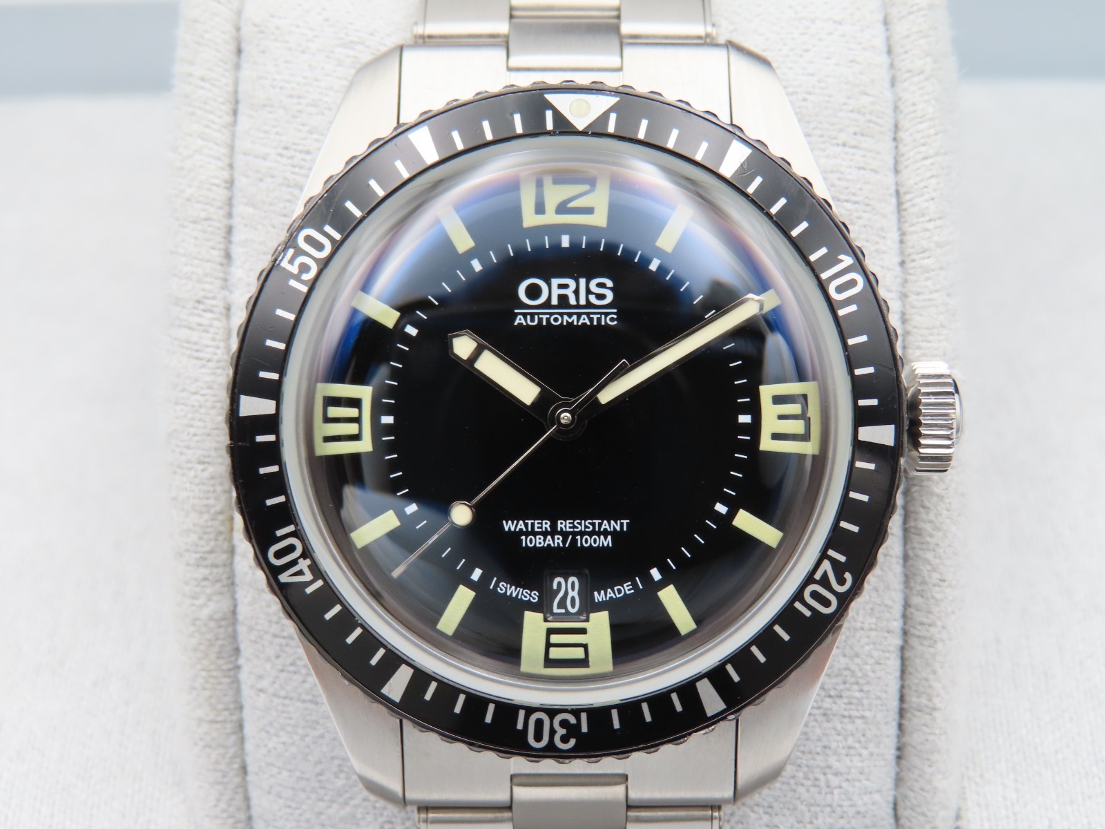 Oris Divers Sixty-Five Black Dial 01 773 7720 4055 Men’s 40mm Wristwatch
