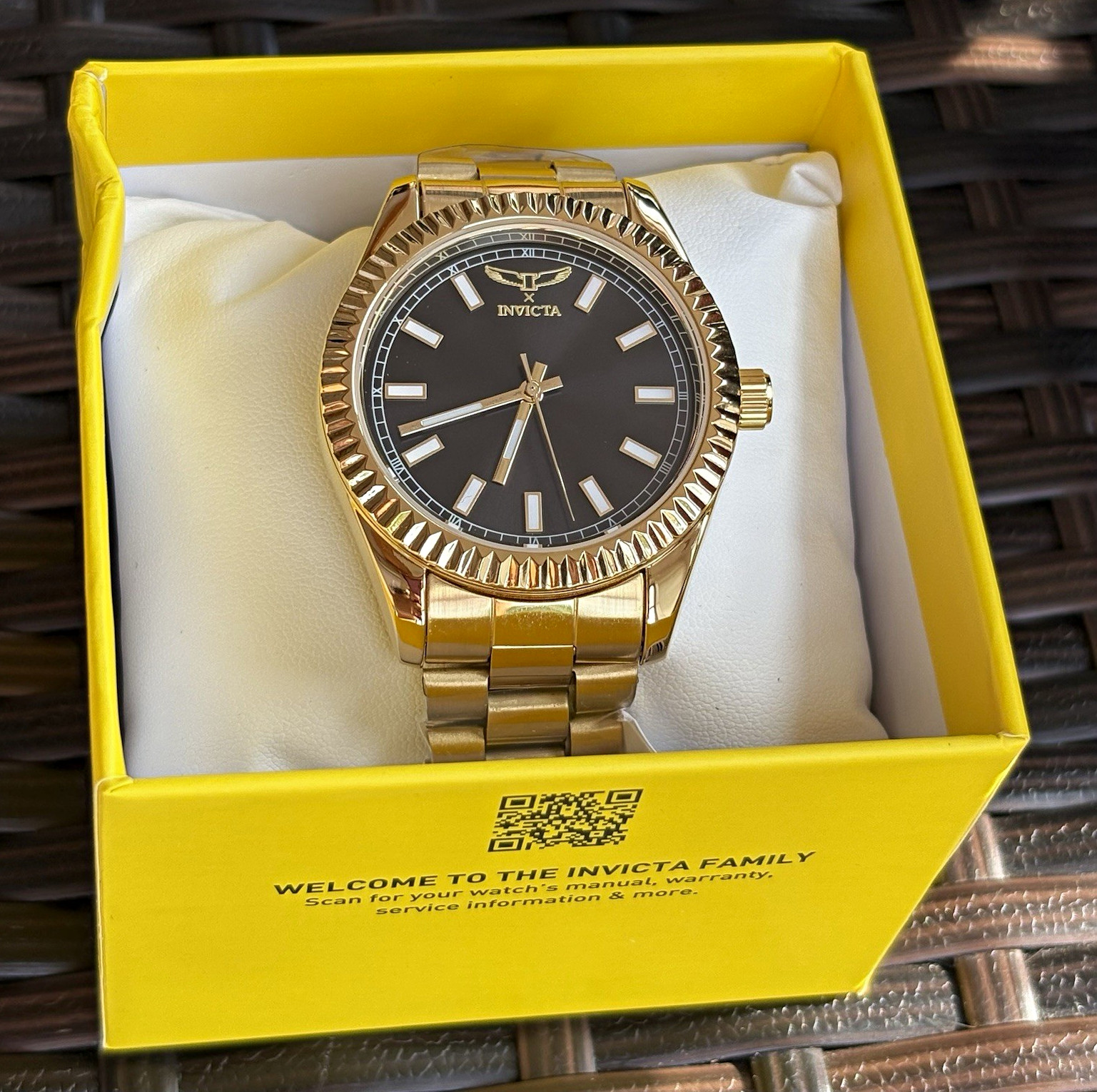 Invicta Specialty I by Invicta Men’s Watch – 40mm, Gold