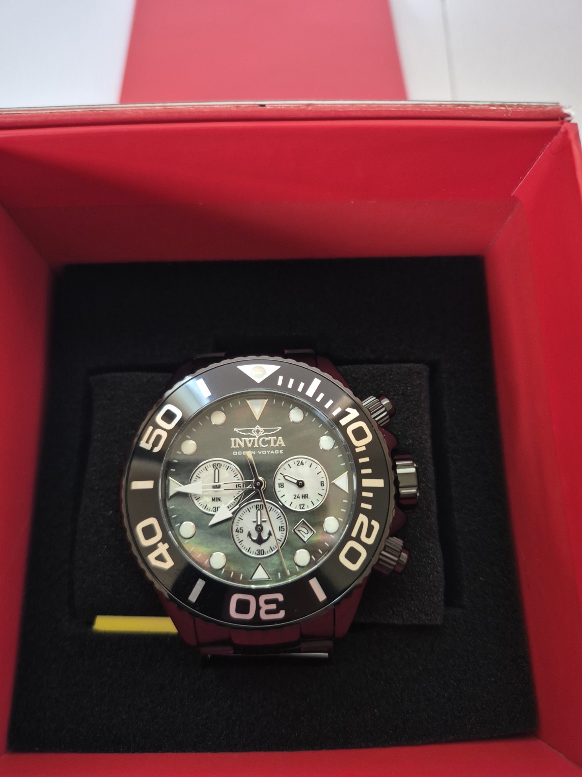 Invicta Ocean Voyage Grand Diver Mother Of Pearl Dial 48602