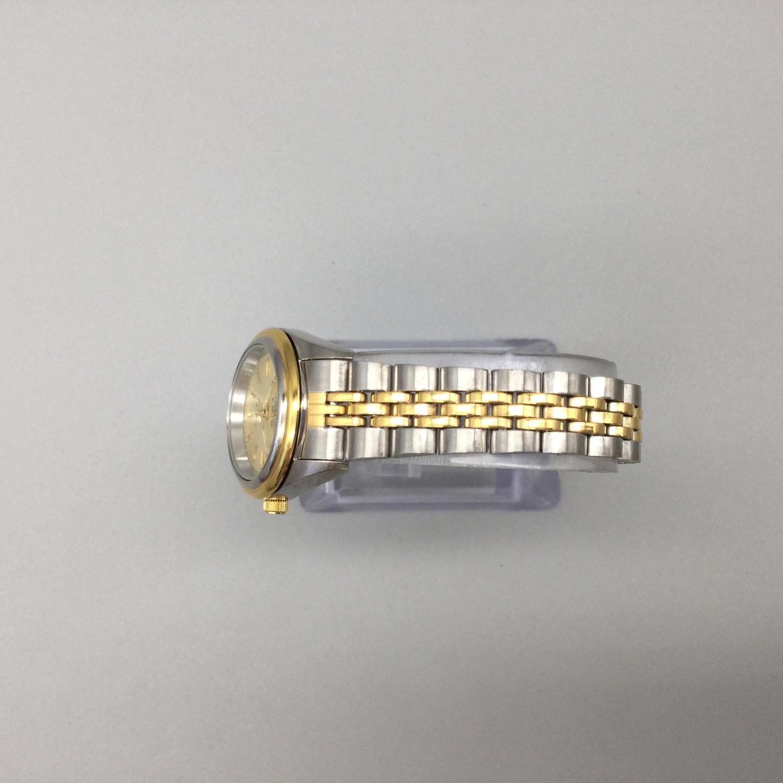 Waltham Prestige Womens Watch 24mm Silver Gold Tone Bracelet New Battery 7″