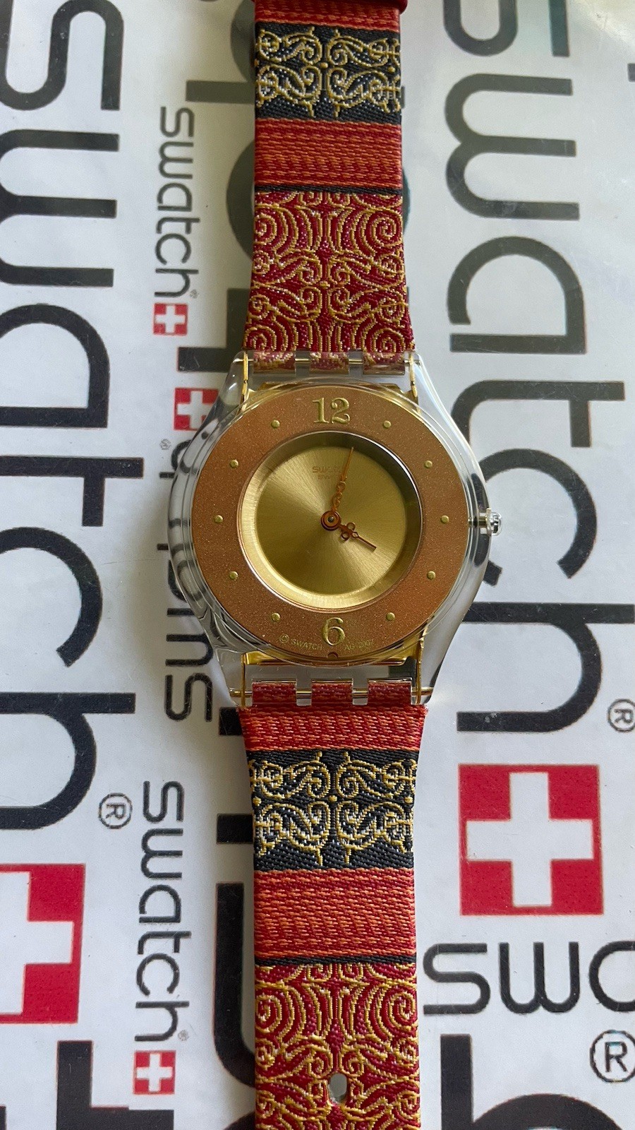 Swatch Sweet Sarong SFK187 Skin 34mm X 3.9mm Textile Over Leather #a