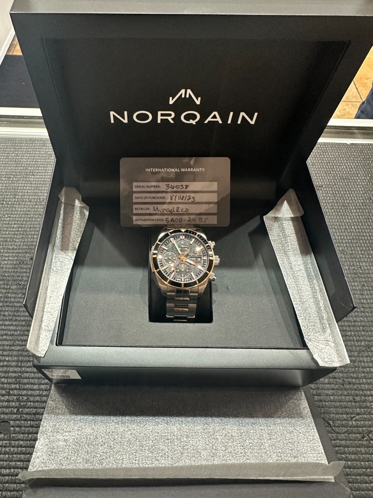 NORQAIN Adventure Sport Chrono Day Date 41 mm