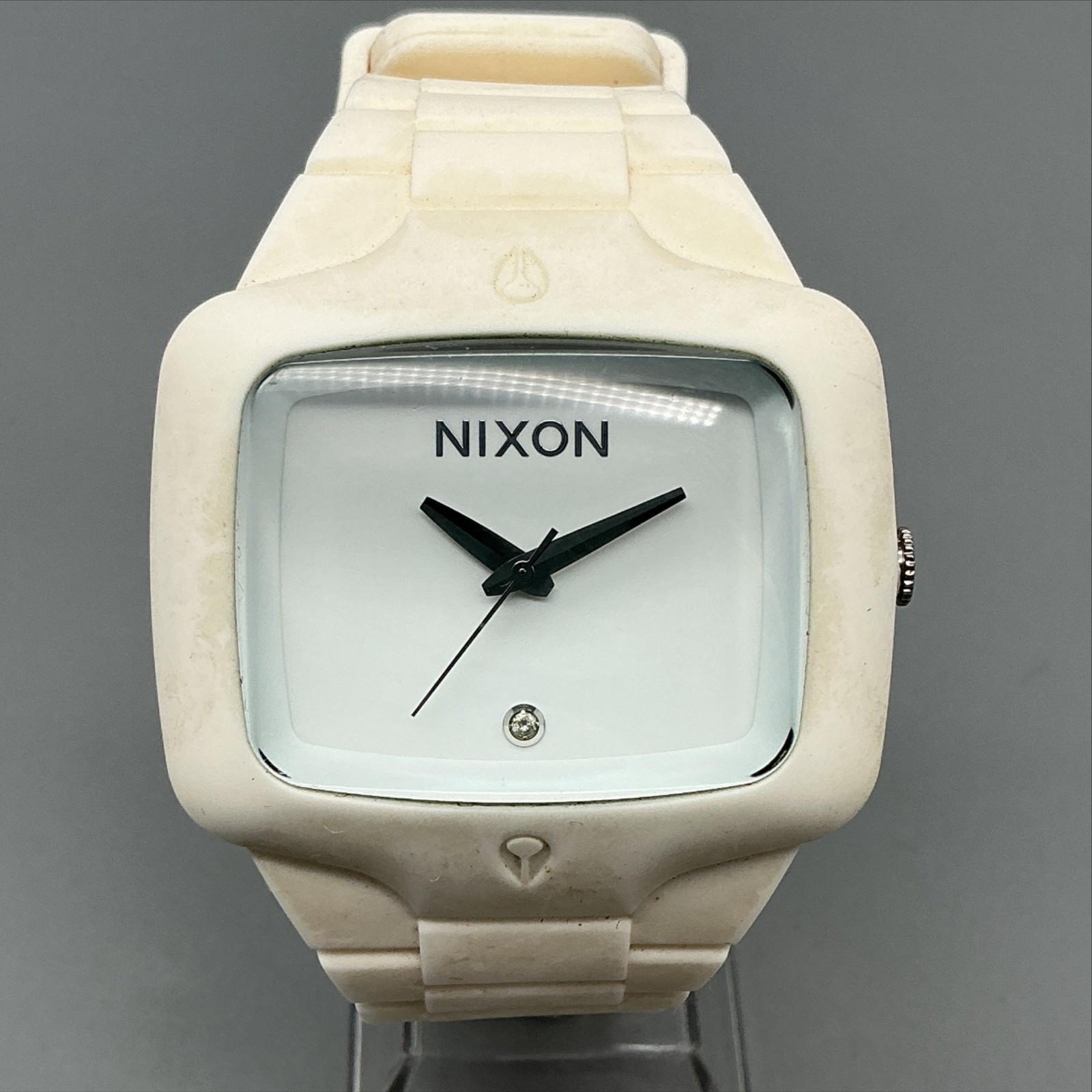 Nixon The Rubber Player Mens Watch 45mm White Rubber 100M New Battery
