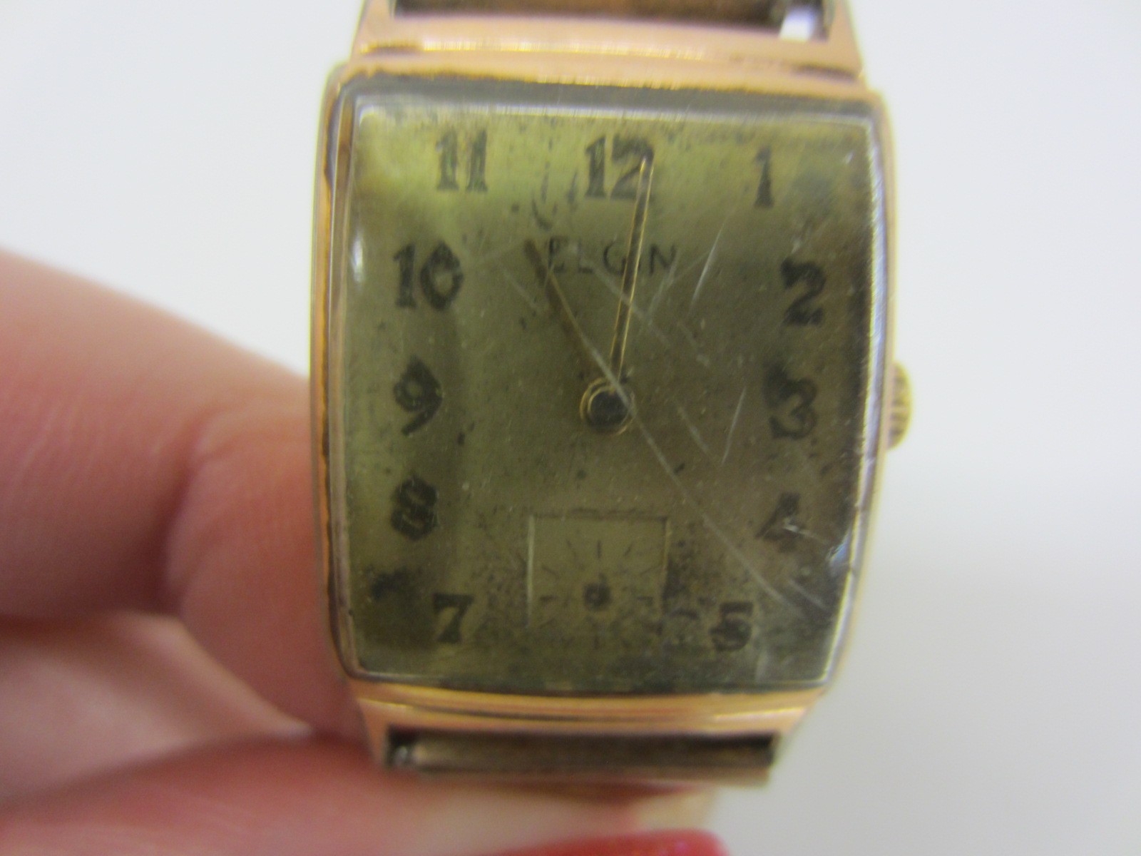 Vintage ELGIN 557 15 Jewels C39948 10K Rose Gold Filled Case Runs -Second Hand
