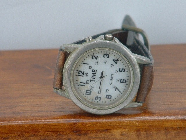 Pre-Owned Women’s Time Casual Analog Outdoors Watch