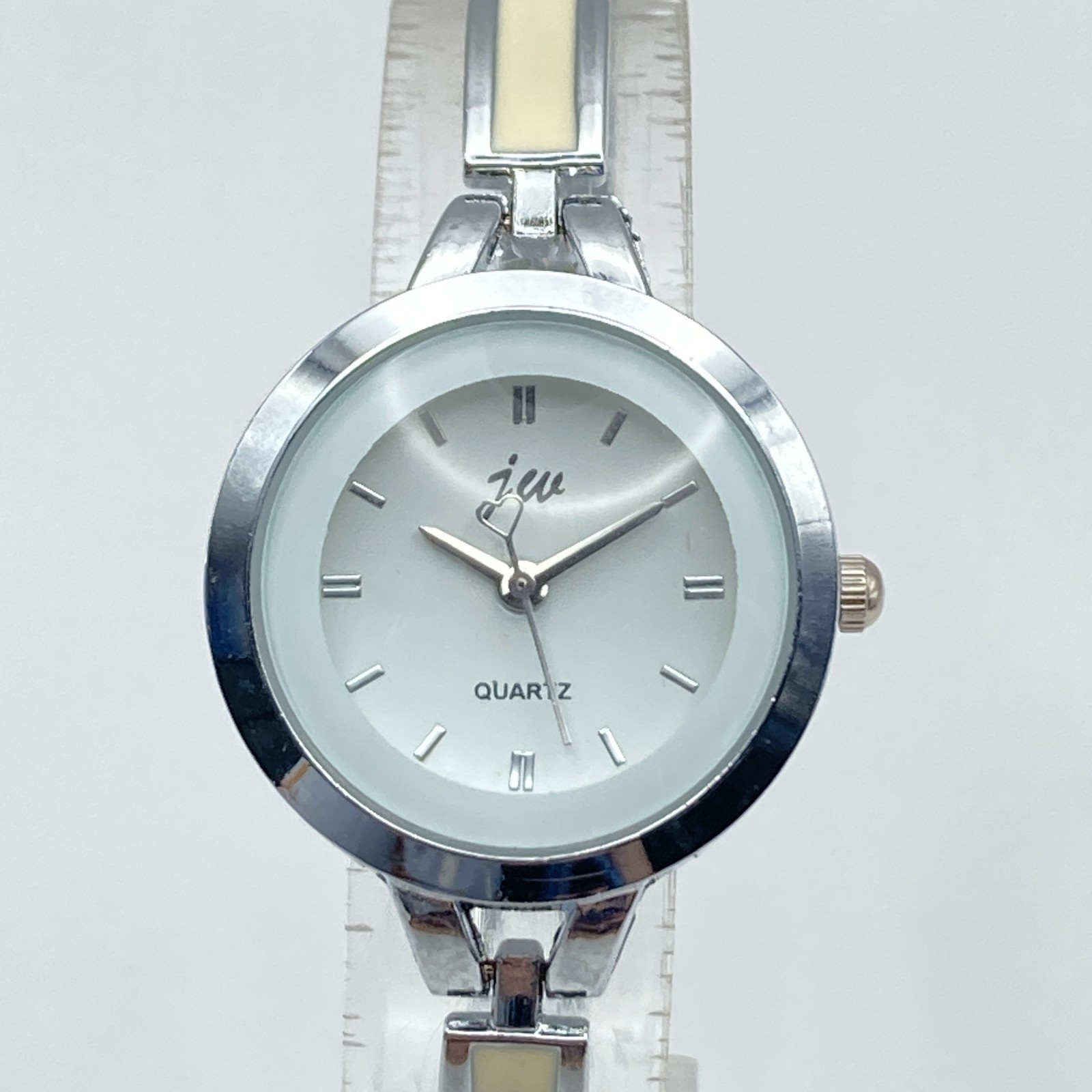 JW Women’s Watch 28mm Heart Silver Tone Ivory Enamel Round New Battery 7.25″