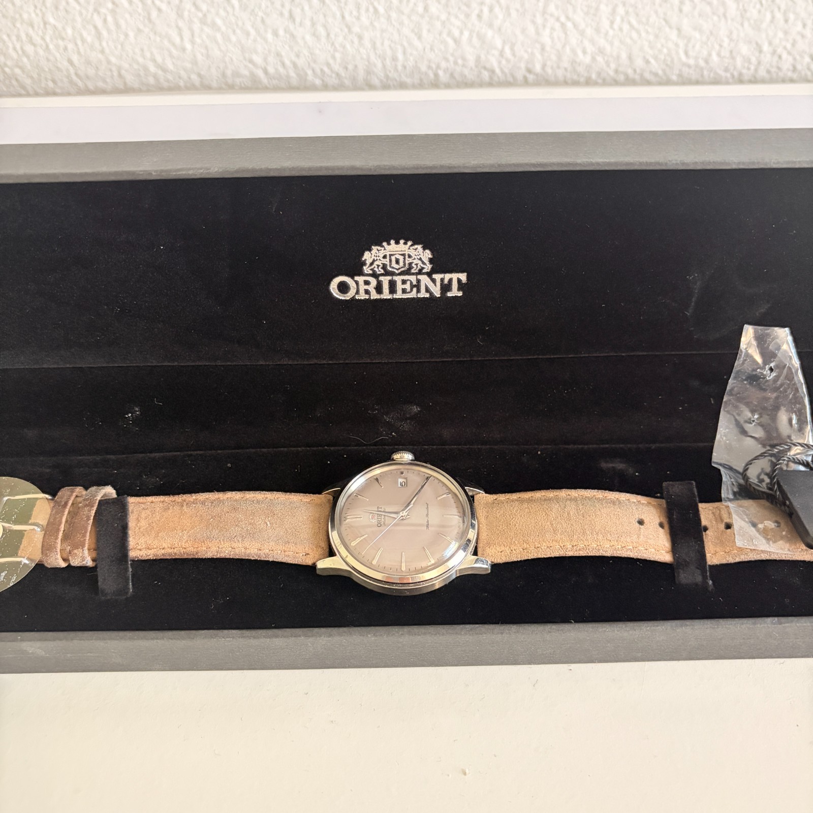 Orient Men’s Bambino 38mm Limited Edition Automatic Watch RA-AC0M13N – With Box